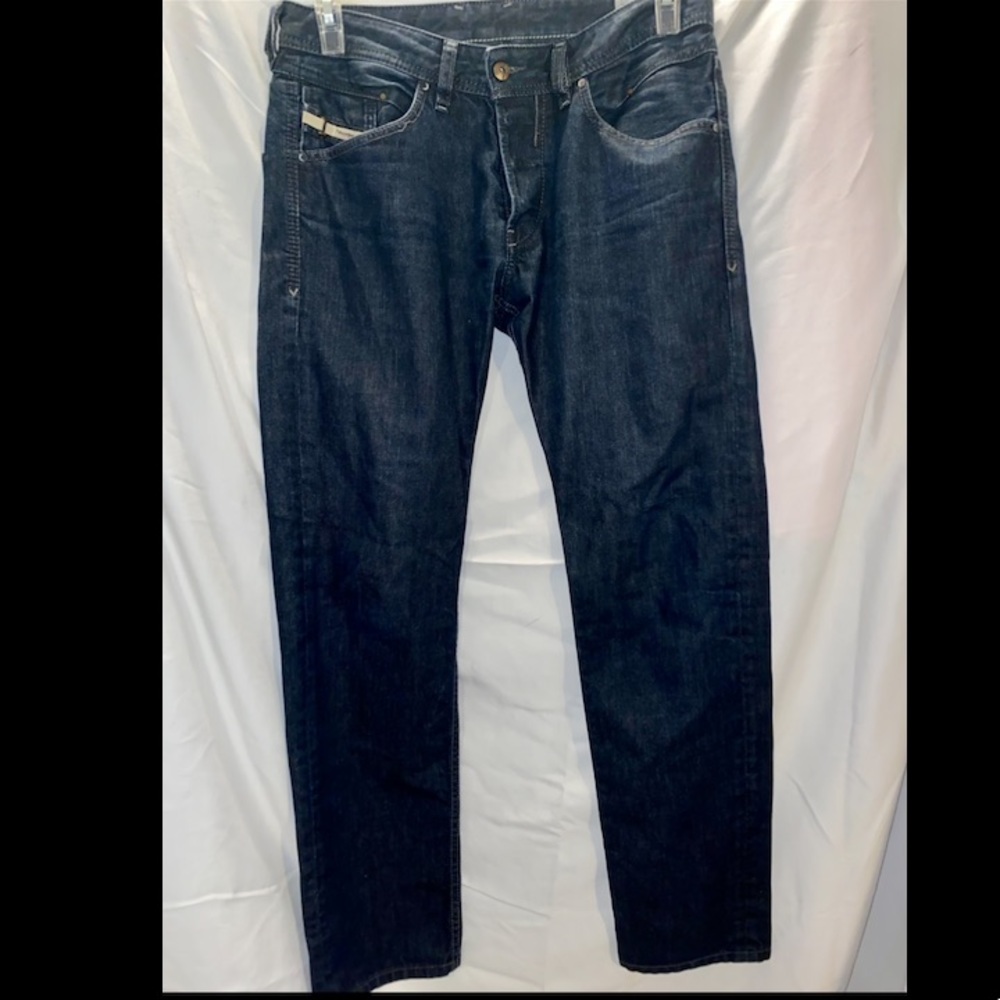 Men’s Diesel dark washed jeans
